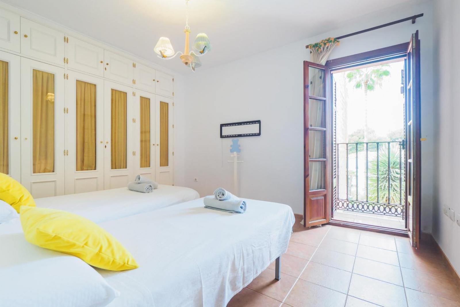 Estrella Del Mar Villa Естепона Екстериор снимка