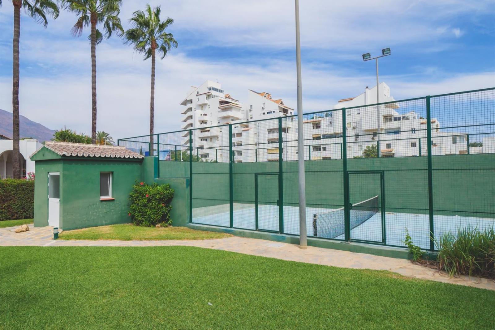 Estrella Del Mar Villa Естепона Екстериор снимка